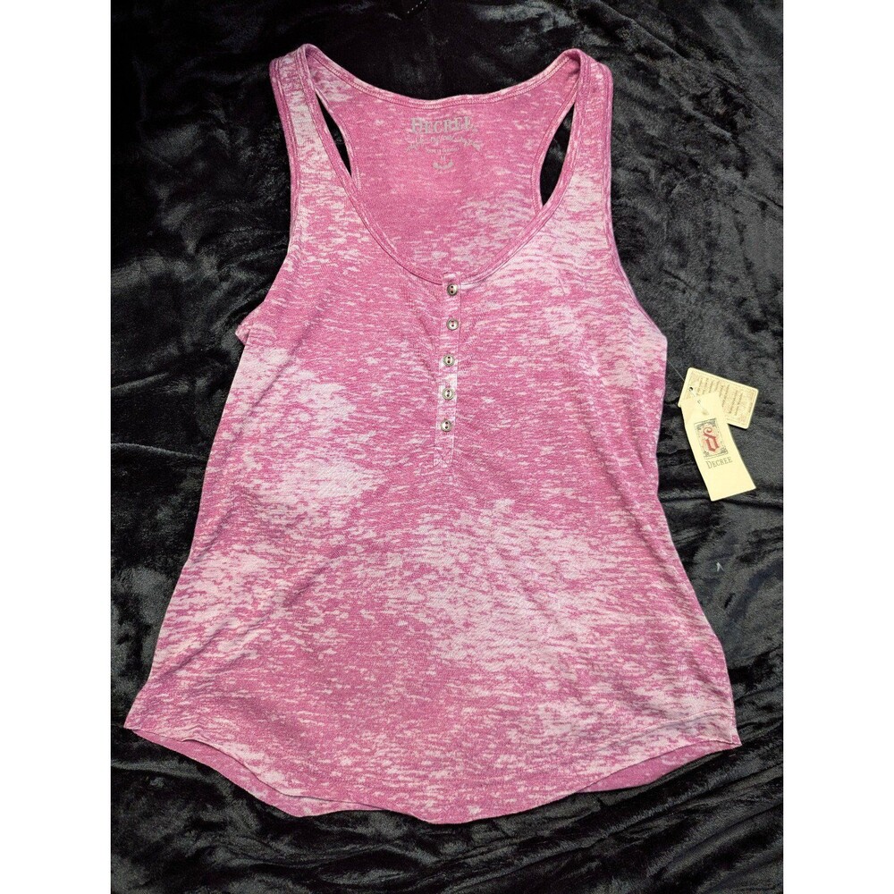 Decree Magenta Jewel Henley Soft Rayon Medium Tank Top New With Tags